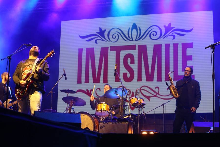 Na slavkovském Topfestu zahráli angličtí The Rubettes, Marta Jandová vystoupila i se zlomenou nohou