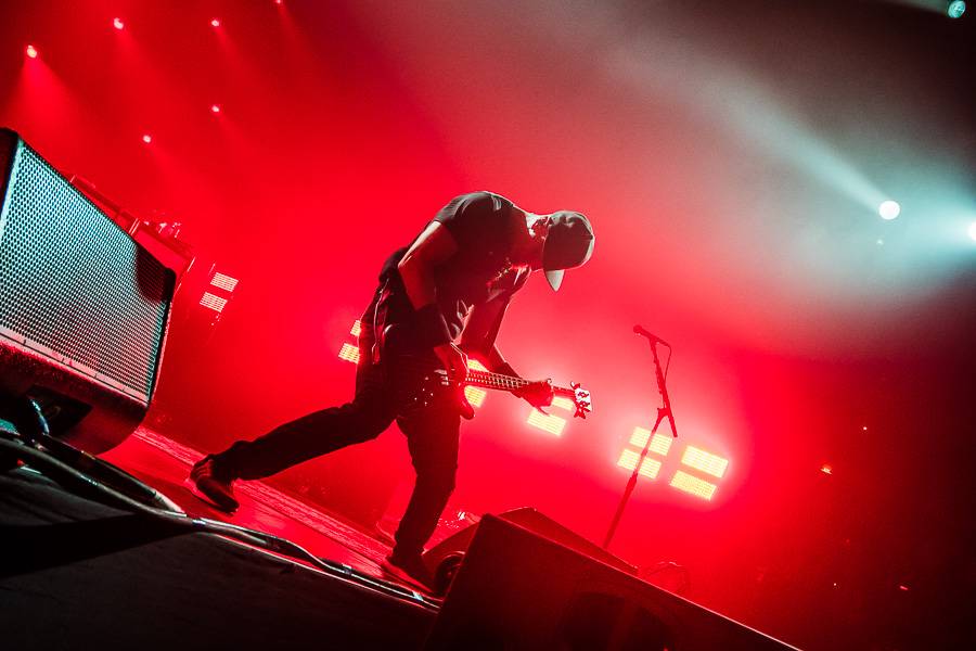 Navrátilci System Of A Down v Praze rozburáceli natřískanou O2 arenu