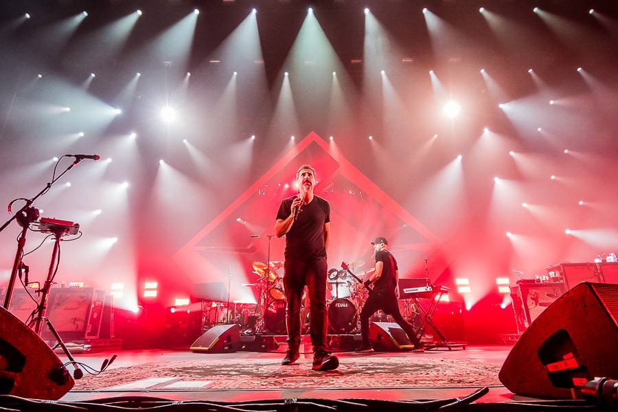 Navrátilci System Of A Down v Praze rozburáceli natřískanou O2 arenu