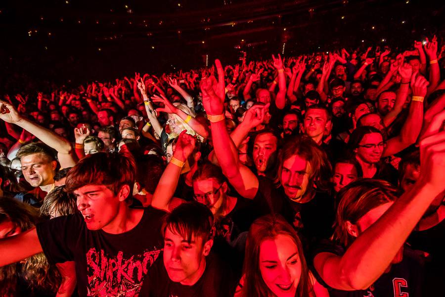 Navrátilci System Of A Down v Praze rozburáceli natřískanou O2 arenu