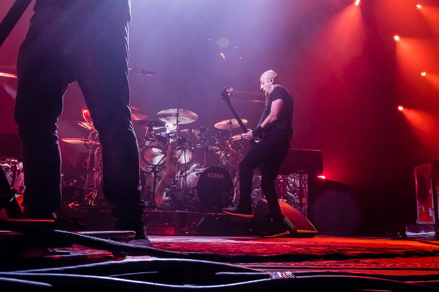 Navrátilci System Of A Down v Praze rozburáceli natřískanou O2 arenu