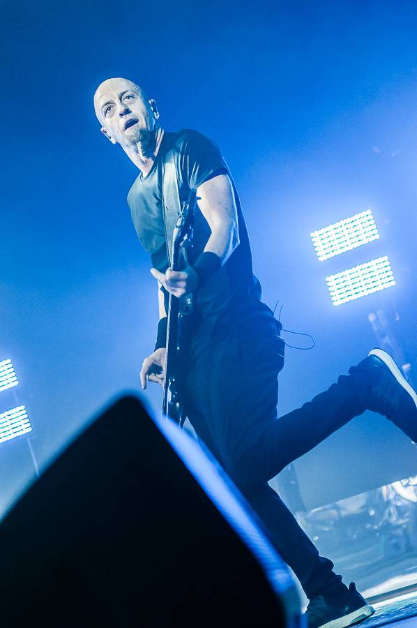 Navrátilci System Of A Down v Praze rozburáceli natřískanou O2 arenu