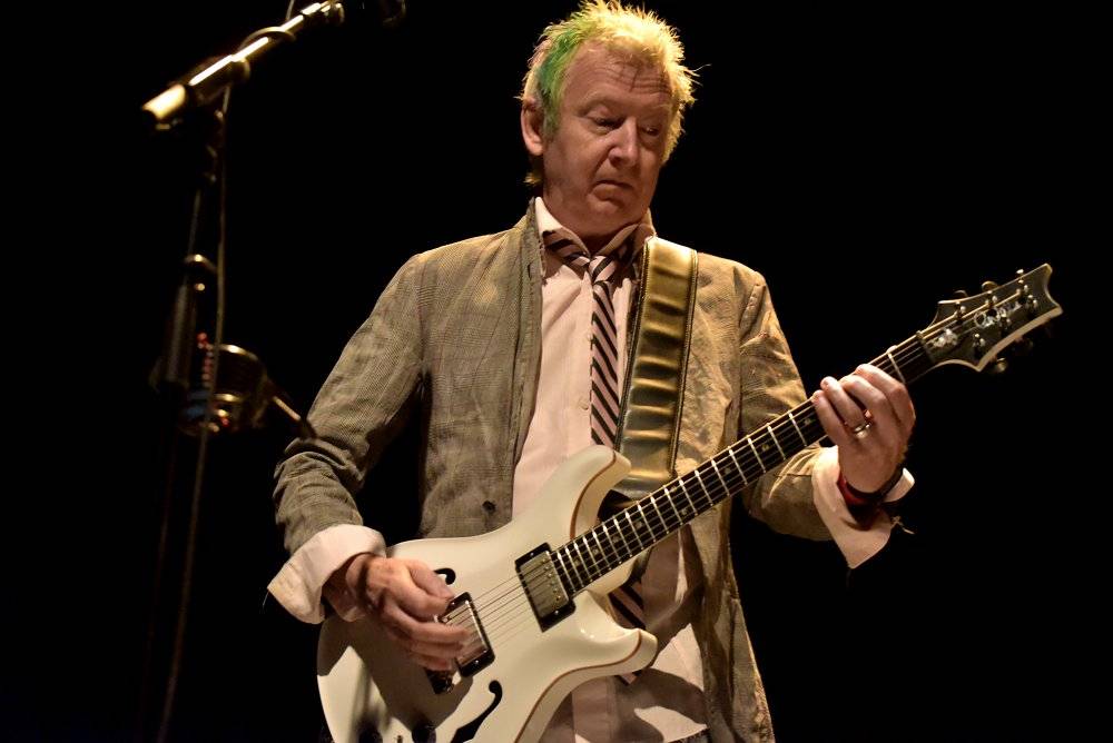 Suzanne Vega druhým objektivem: Vypravěčka z newyorských ulic rozezpívala Prahu