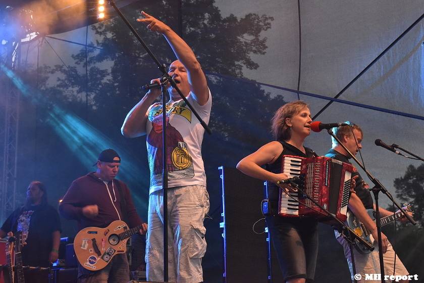 Tři sestry: Každý den Na kovárně a každý rok na open airu v Plzni