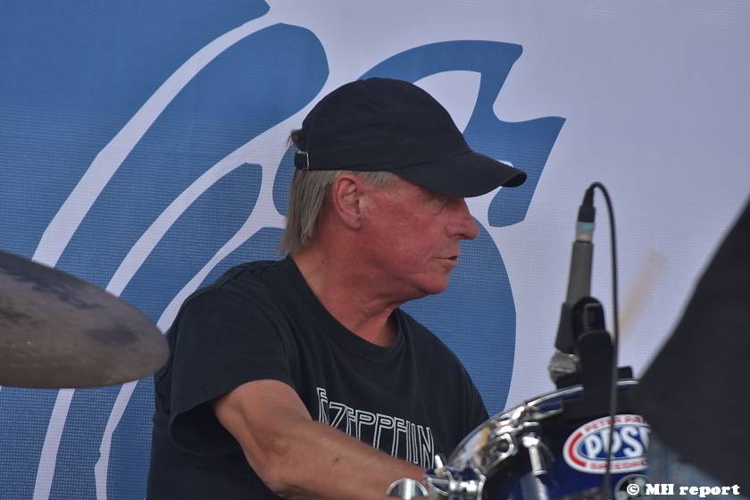 Vochov přivítal nový festival - Radovan Fest vol. 0 s kapelami Znouzectnost nebo Sex Deviants