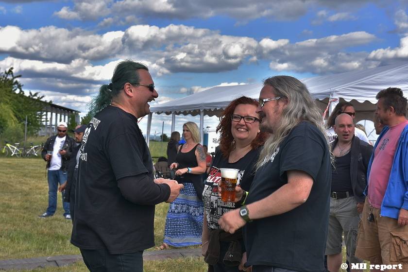 Vochov přivítal nový festival - Radovan Fest vol. 0 s kapelami Znouzectnost nebo Sex Deviants