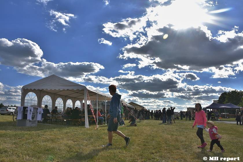 Vochov přivítal nový festival - Radovan Fest vol. 0 s kapelami Znouzectnost nebo Sex Deviants