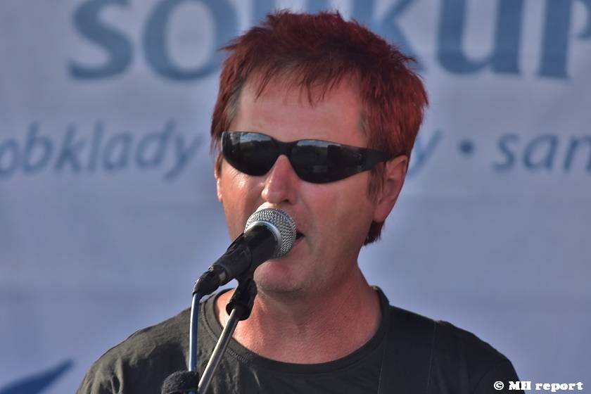 Vochov přivítal nový festival - Radovan Fest vol. 0 s kapelami Znouzectnost nebo Sex Deviants