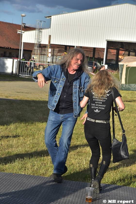 Vochov přivítal nový festival - Radovan Fest vol. 0 s kapelami Znouzectnost nebo Sex Deviants