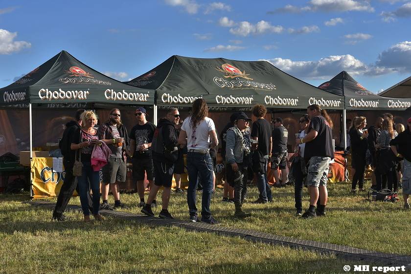 Vochov přivítal nový festival - Radovan Fest vol. 0 s kapelami Znouzectnost nebo Sex Deviants