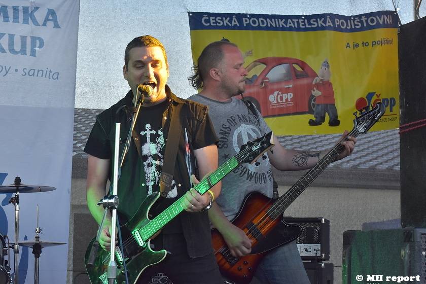 Vochov přivítal nový festival - Radovan Fest vol. 0 s kapelami Znouzectnost nebo Sex Deviants