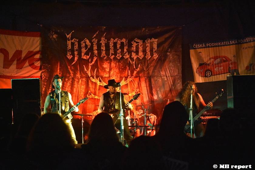 Vochov přivítal nový festival - Radovan Fest vol. 0 s kapelami Znouzectnost nebo Sex Deviants