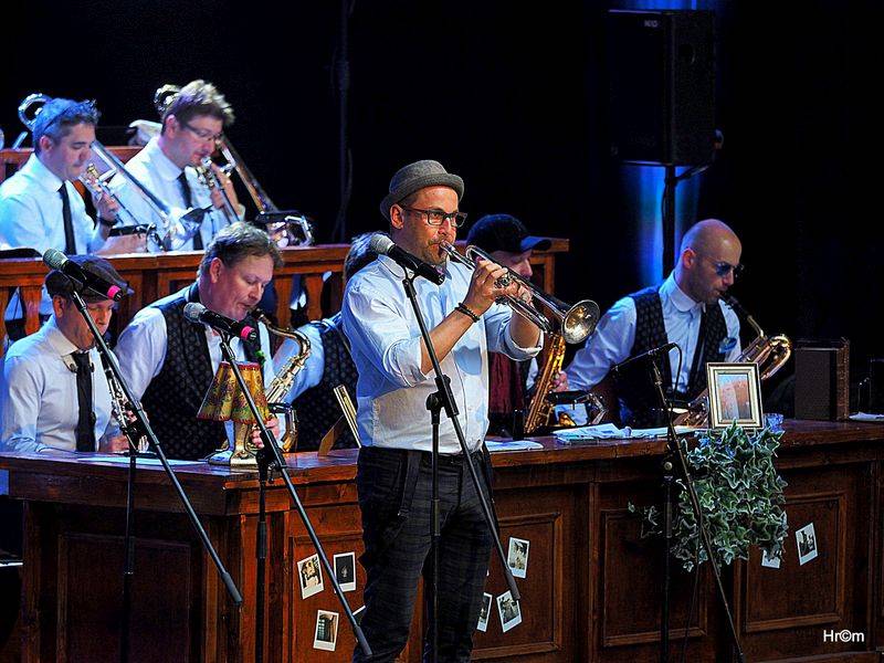 Vojta Dyk a B-Side Band rozvášnili publikum Smetanovy Litomyšle