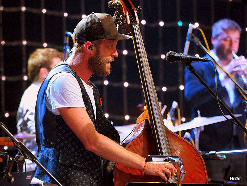 Vojta Dyk a B-Side Band rozvášnili publikum Smetanovy Litomyšle