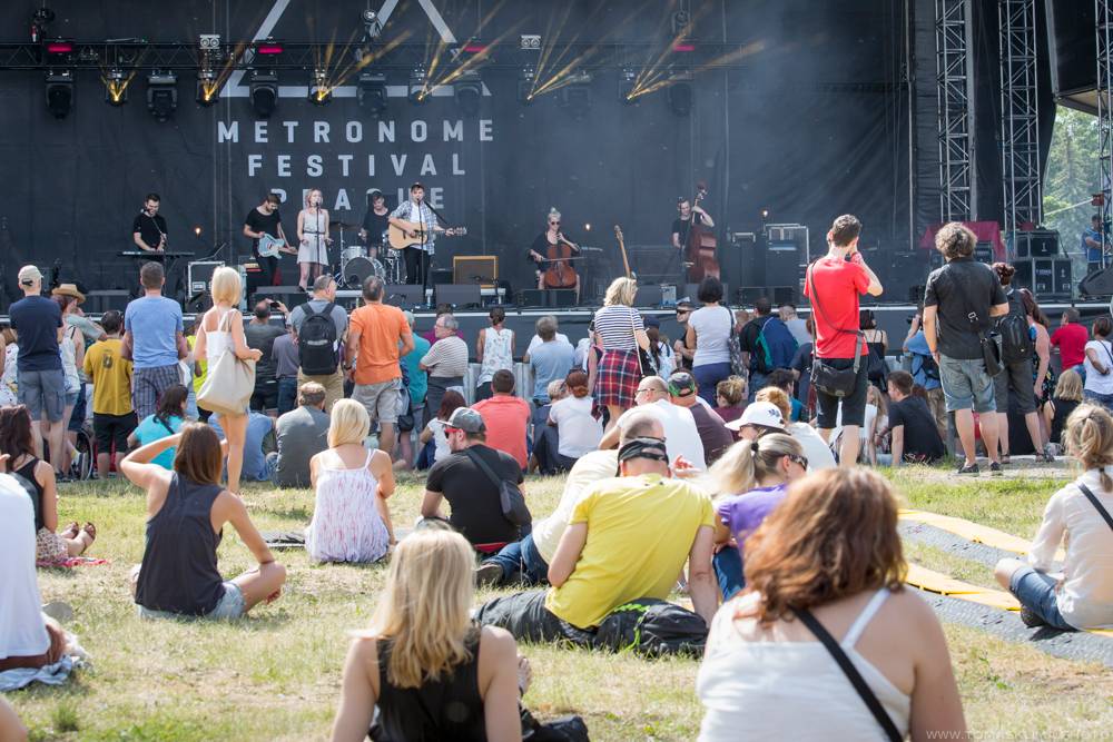 První den Metronome festivalu: Hlavní hvězdou byl Sting, vystoupili i Monkey Business nebo Ewa Farna