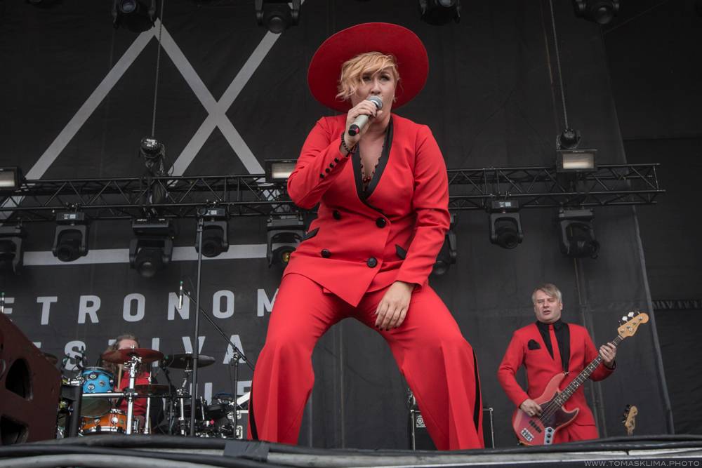 První den Metronome festivalu: Hlavní hvězdou byl Sting, vystoupili i Monkey Business nebo Ewa Farna