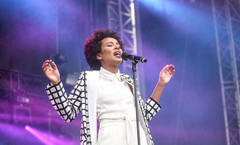 Pražský Metronome festival: Vedle Stinga publikum strhly i Ester Rada, jazzová Ewa Farna nebo Koala Voice