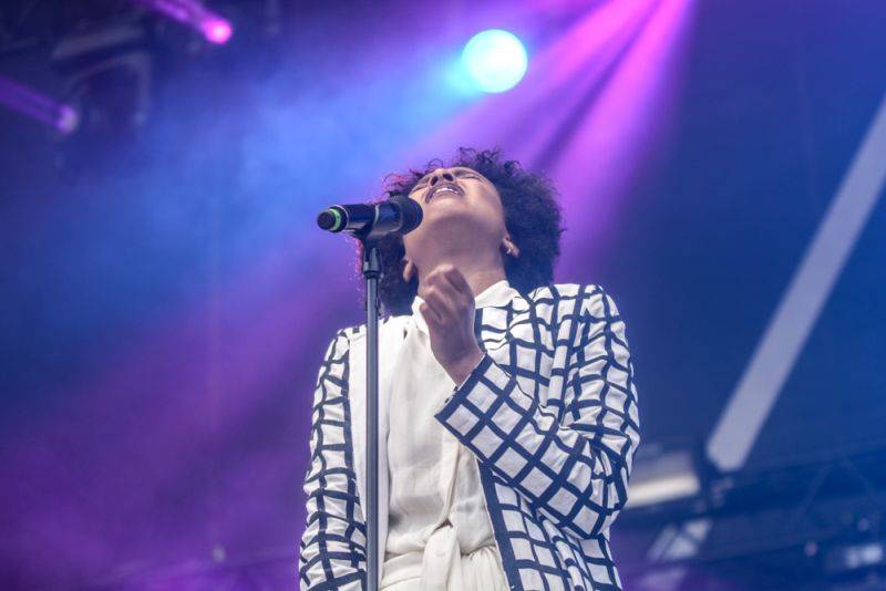 Pražský Metronome festival: Vedle Stinga publikum strhly i Ester Rada, jazzová Ewa Farna nebo Koala Voice