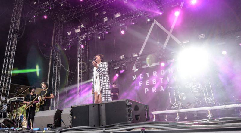 Pražský Metronome festival: Vedle Stinga publikum strhly i Ester Rada, jazzová Ewa Farna nebo Koala Voice