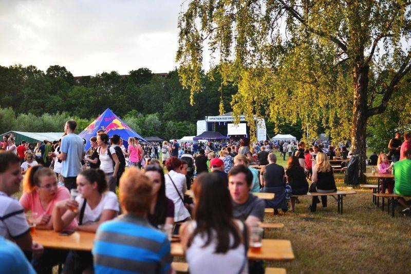 Sweetsen Fest ve Frýdku-Místku: David Stypka, Mirai a další podpořili charitativní festival