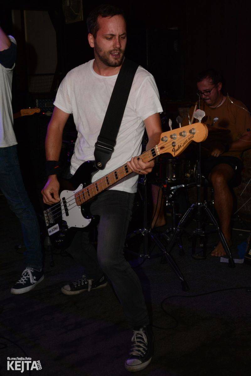 Za koule punk fest hostil v Modré Vopici SPS, The Fialky, Punk Floid i Houbu