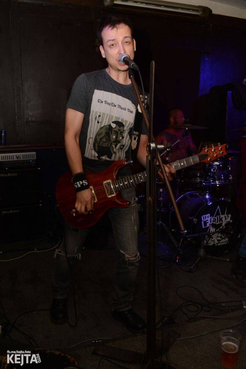 Za koule punk fest hostil v Modré Vopici SPS, The Fialky, Punk Floid i Houbu