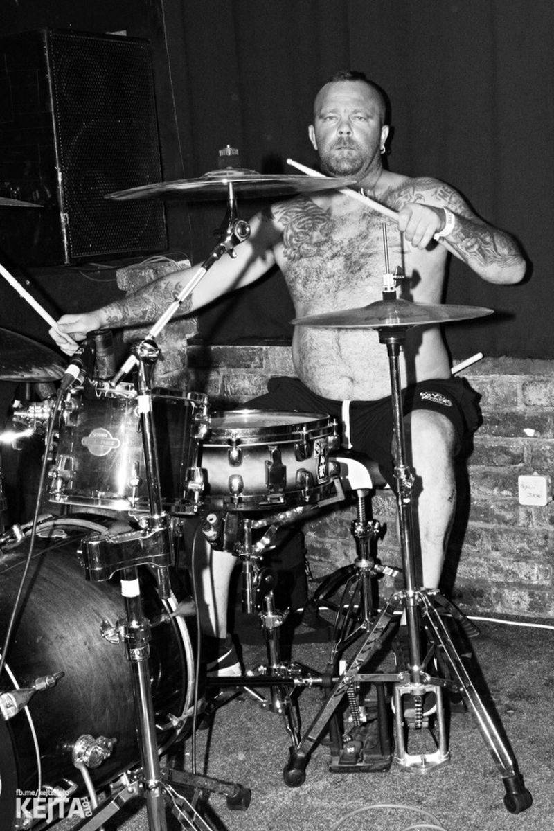 Za koule punk fest hostil v Modré Vopici SPS, The Fialky, Punk Floid i Houbu