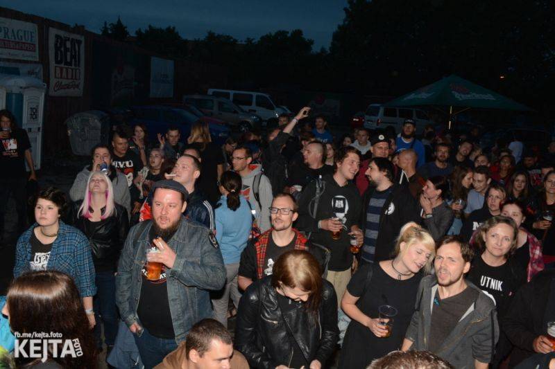 Za koule punk fest hostil v Modré Vopici SPS, The Fialky, Punk Floid i Houbu