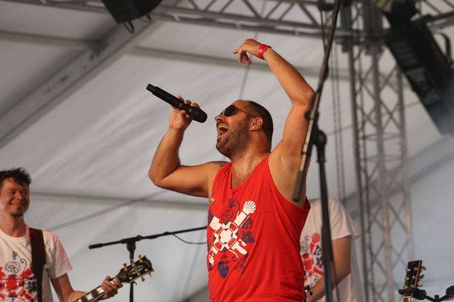 TopFest v Piešťanech: Program prvního dne narušil vítr, Rag'N'Bone Man i Bastille hráli na menších pódiích