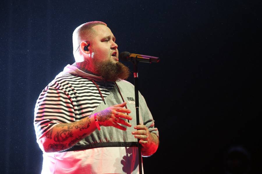 TopFest v Piešťanech: Program prvního dne narušil vítr, Rag'N'Bone Man i Bastille hráli na menších pódiích