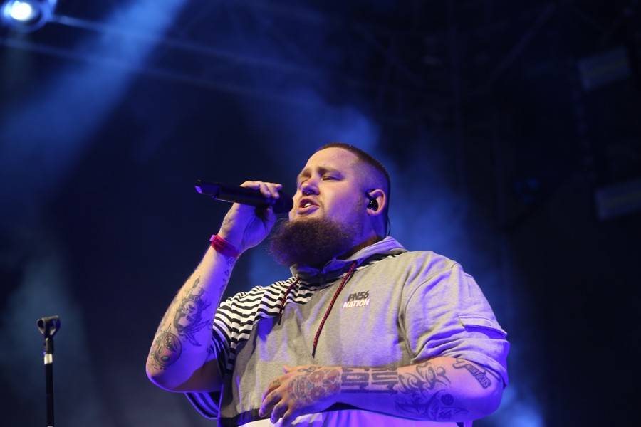 TopFest v Piešťanech: Program prvního dne narušil vítr, Rag'N'Bone Man i Bastille hráli na menších pódiích