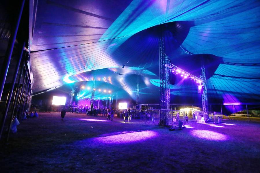 TopFest v Piešťanech: Program prvního dne narušil vítr, Rag'N'Bone Man i Bastille hráli na menších pódiích