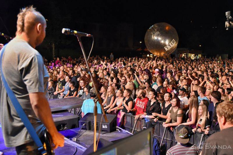 Divokej Bill udeřil silou Tsunami i v Třebíči