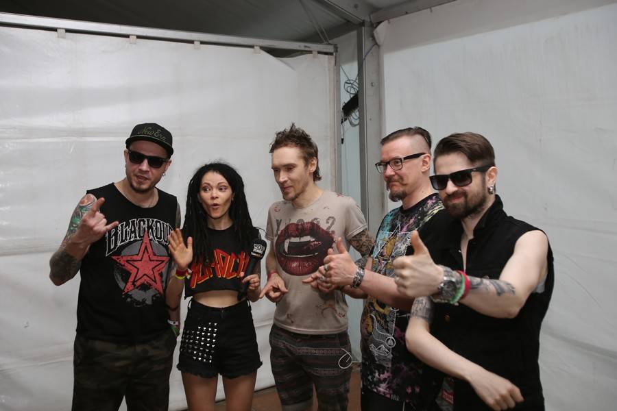 TopFest v Piešťanech: Druhému dni kralovali Kabát, Karel Gott nebo Amy Macdonald