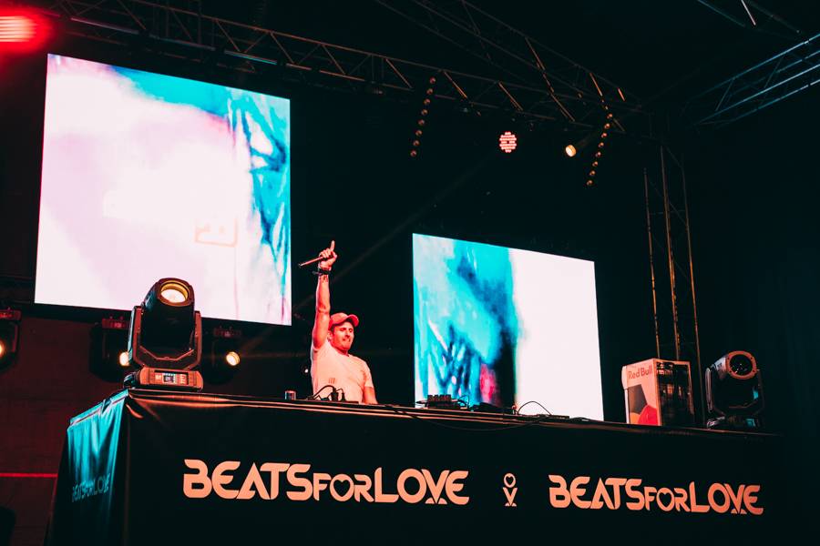 Festival Beats For Love: První den vzal Ostravu útokem Fatboy Slim a také průtrž mračen