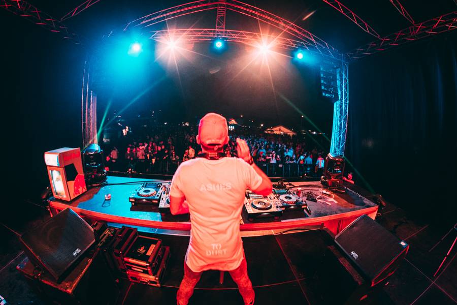 Festival Beats For Love: První den vzal Ostravu útokem Fatboy Slim a také průtrž mračen