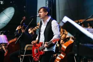 Michal Hrůza v Karlových Varech zpíval své hity za doprovodu symfonického orchestru