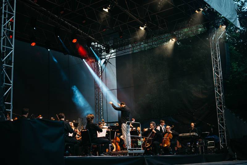 Michal Hrůza v Karlových Varech zpíval své hity za doprovodu symfonického orchestru