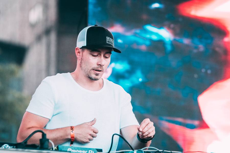 Druhý den Beats for Love: Krásné počasí, Headhunterz, N.O.H.A. a Wilkinson