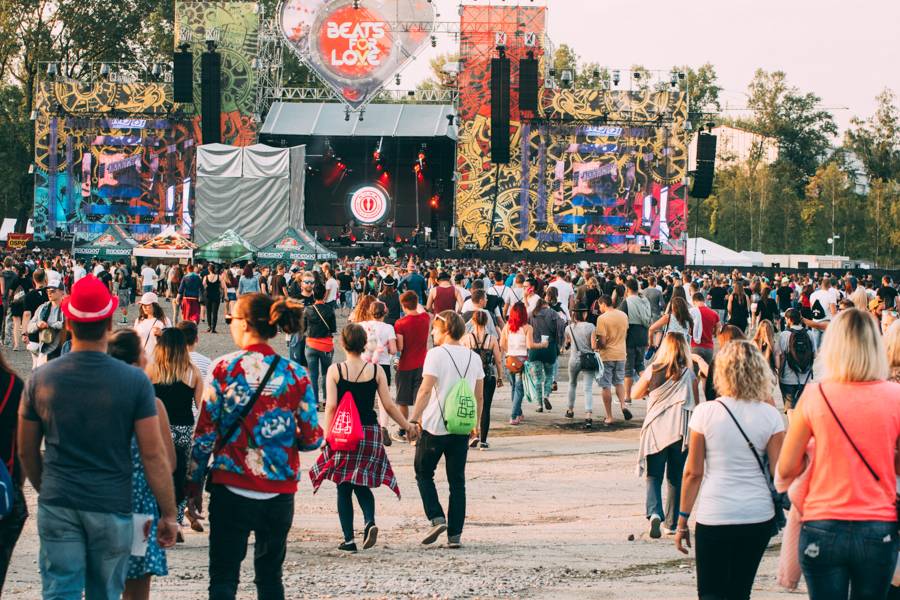 Druhý den Beats for Love: Krásné počasí, Headhunterz, N.O.H.A. a Wilkinson