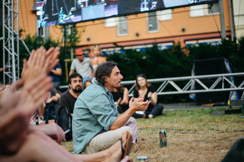 Houpací koně potěšili v Karlových Varech příznivce alternativního rocku