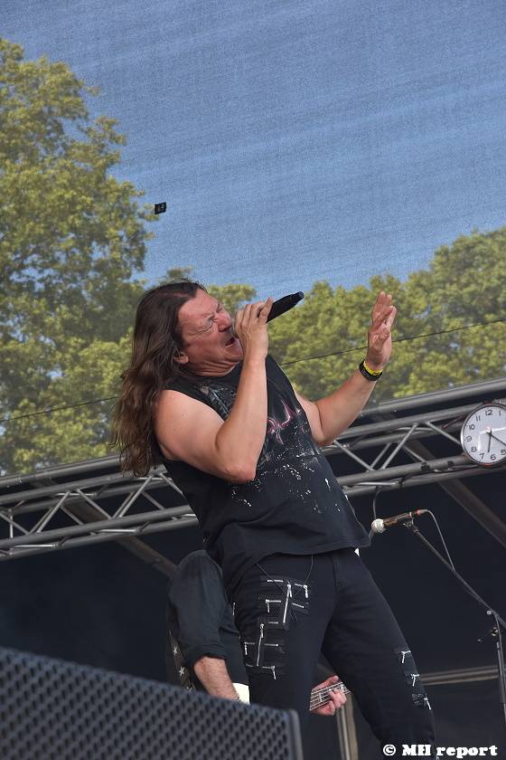 Pekelný ostrov Holýšov: V první den došlo na žádost o ruku, vystoupili David Koller, Harlej nebo Alkehol