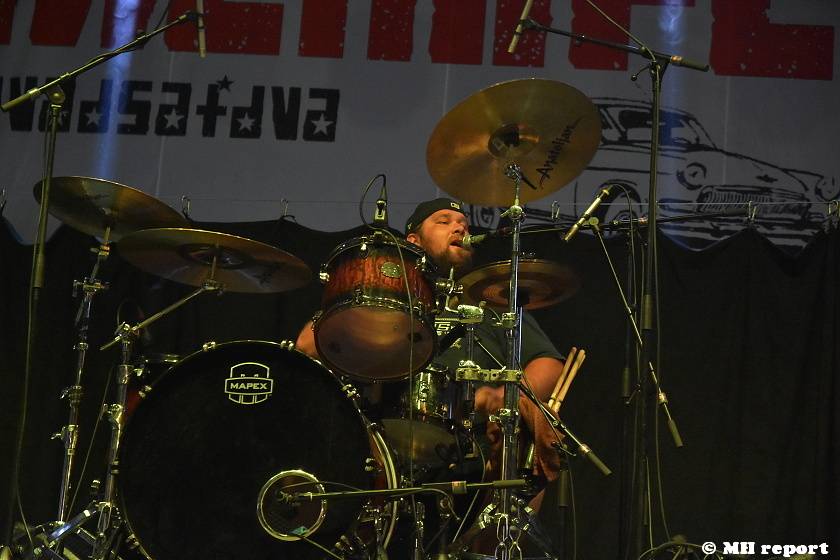 Pekelný ostrov Holýšov: V první den došlo na žádost o ruku, vystoupili David Koller, Harlej nebo Alkehol