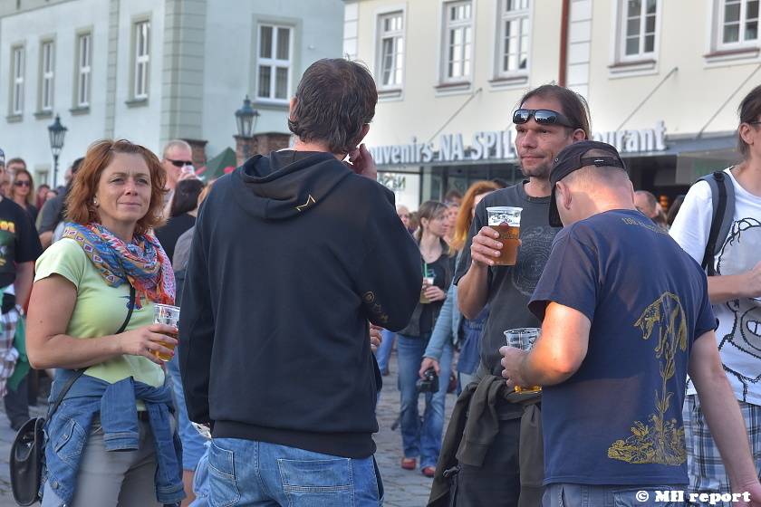 Kurtizány z 25. Avenue zahráli v Plzni v pivovaru