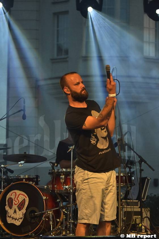 Kurtizány z 25. Avenue zahráli v Plzni v pivovaru