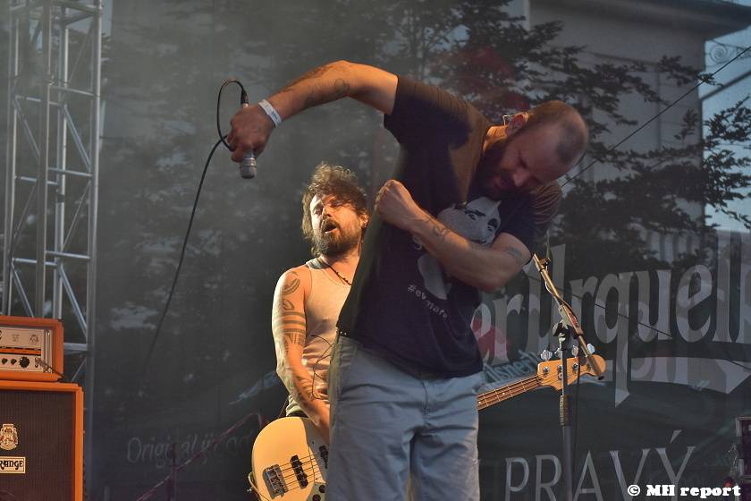 Kurtizány z 25. Avenue zahráli v Plzni v pivovaru