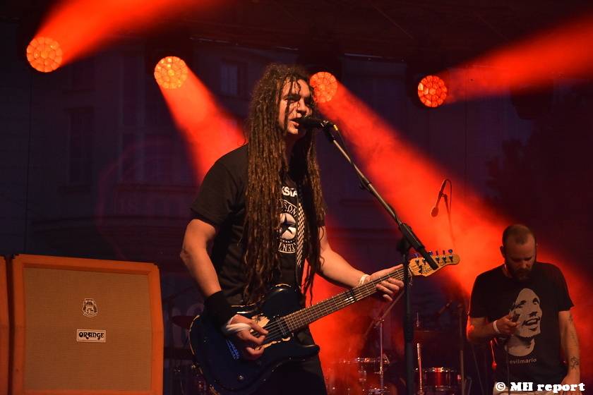 Kurtizány z 25. Avenue zahráli v Plzni v pivovaru