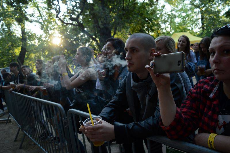 Letňák s RockZone zakotvil na Střeleckém ostrově, zahráli Ovoce nebo The Switch