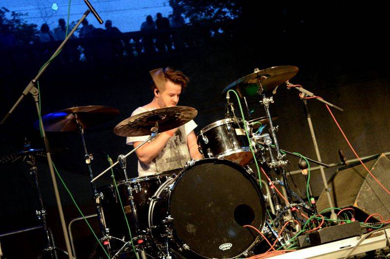 Letňák s RockZone zakotvil na Střeleckém ostrově, zahráli Ovoce nebo The Switch