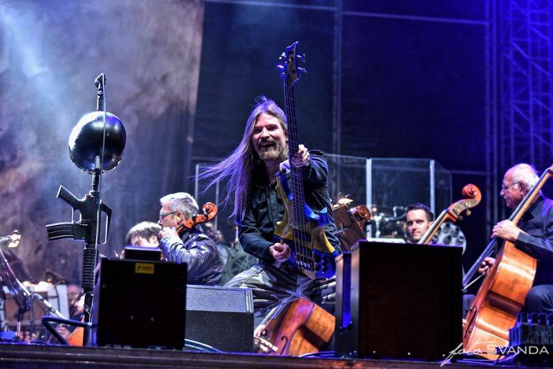 Masters Of Rock zahájili Sabaton s Filharmonií Bohuslava Martinů nebo Stratovarius